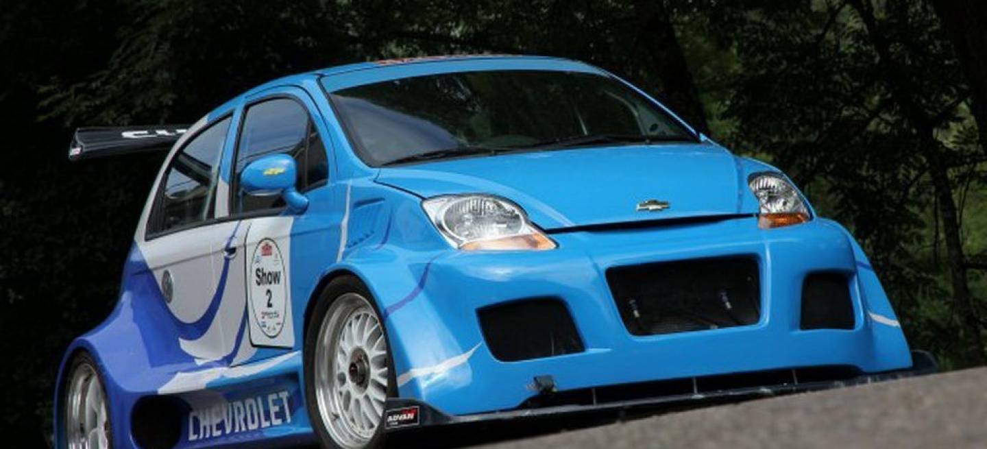 Chevrolet-Matiz-V8-Corvette-01