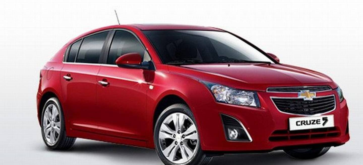 Chevrolet_Cruze_2013_restyling_01