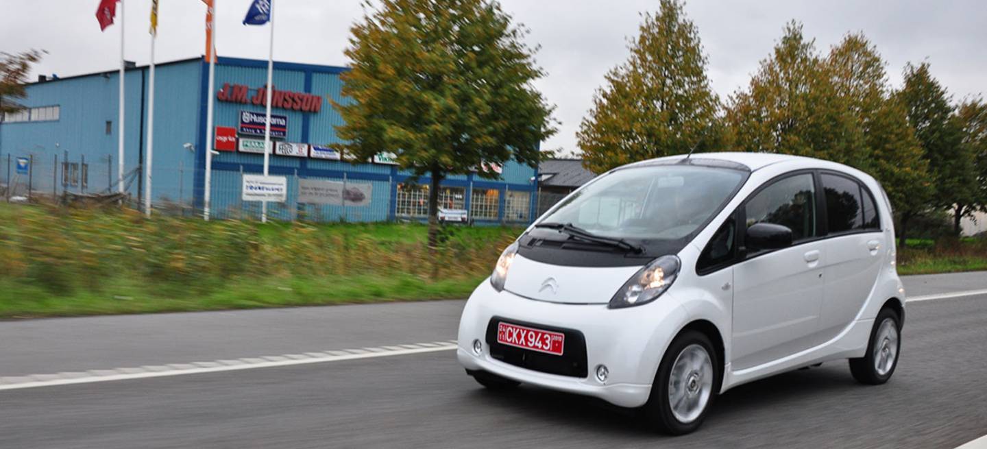 Citroen-C-Zero-contacto-22