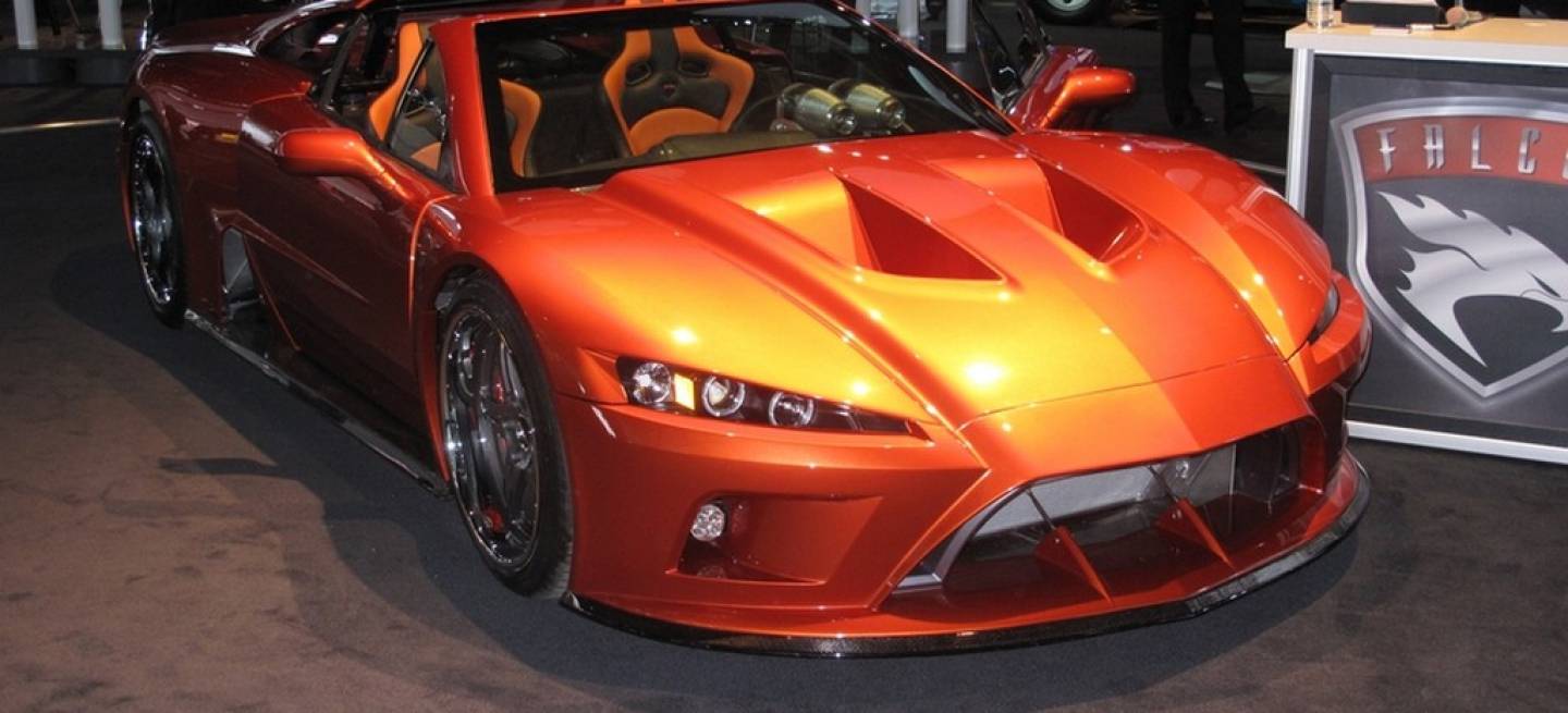 Falcon F7