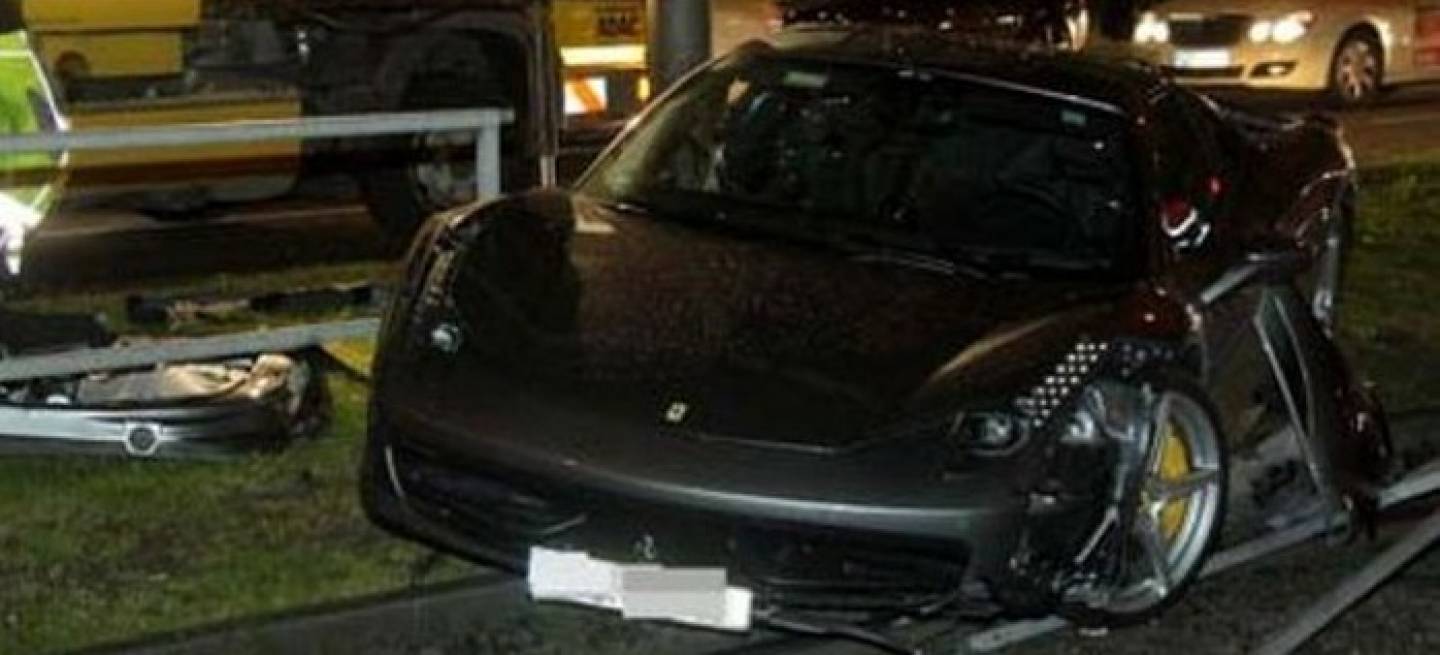 Ferrari_458_Italia_Accidente_Munich_2012_featured