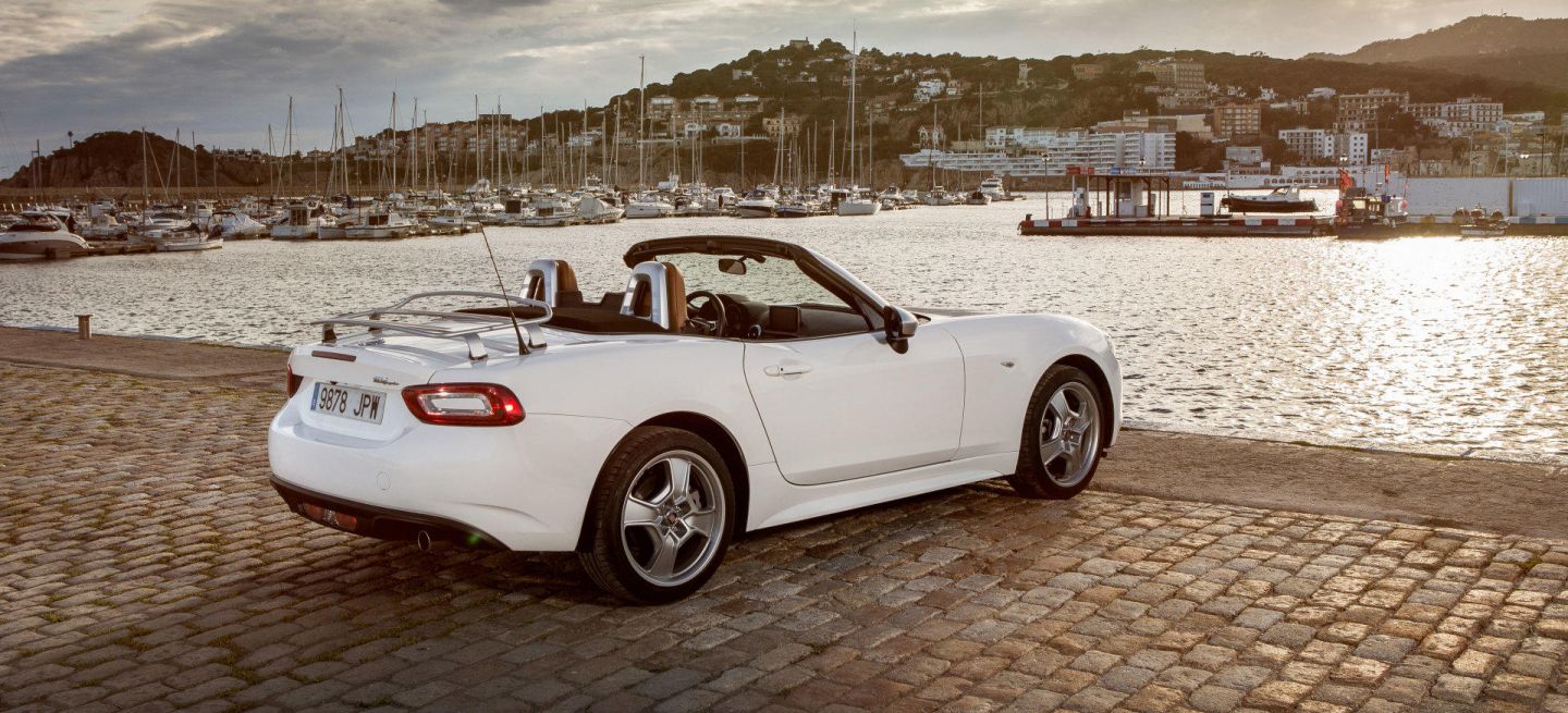 Fiat_124_Spider_43