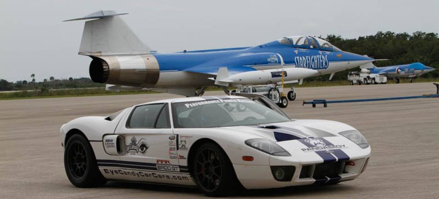 Ford_GT_Perfomance_Power_Racing_Record_Milla_2012_01
