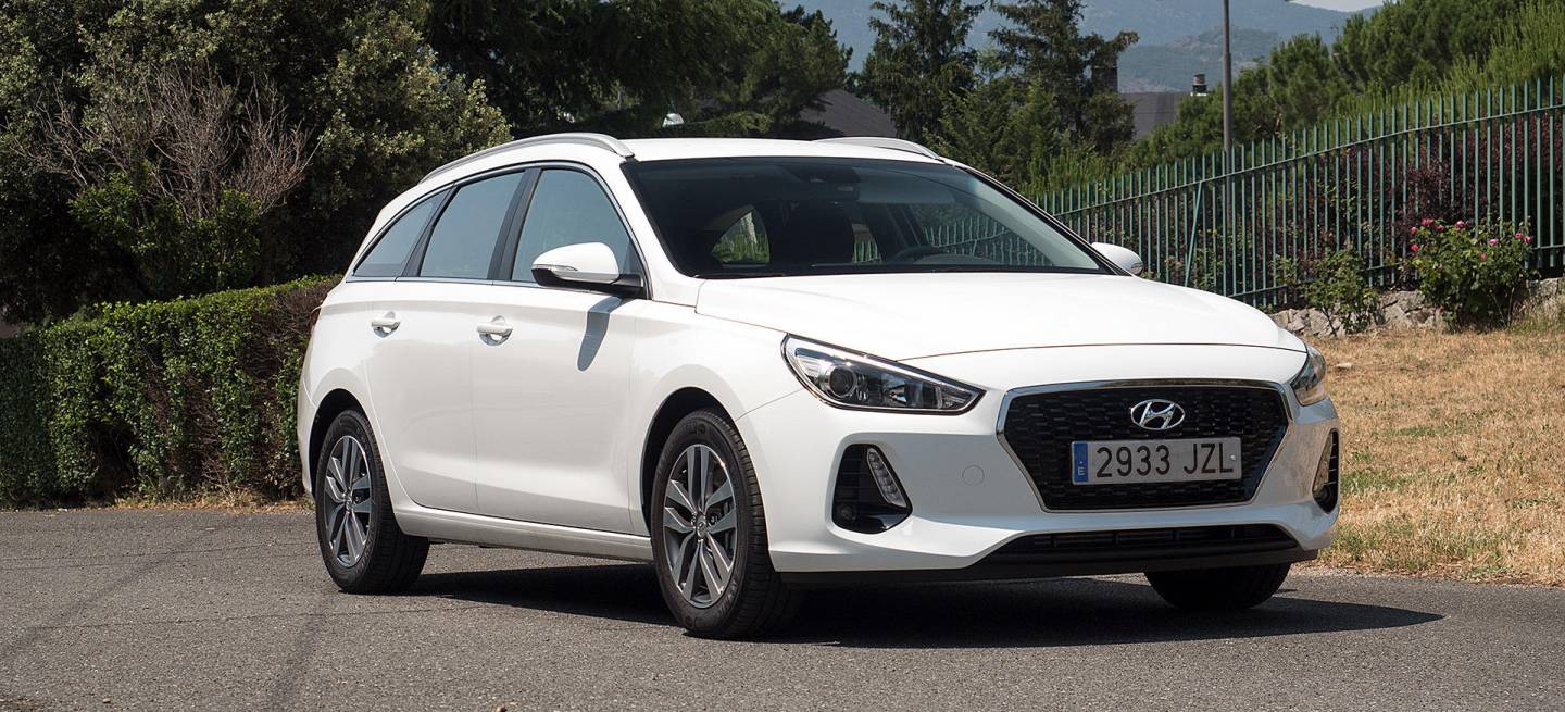 Hyundai_i30_cw_mdm_00012