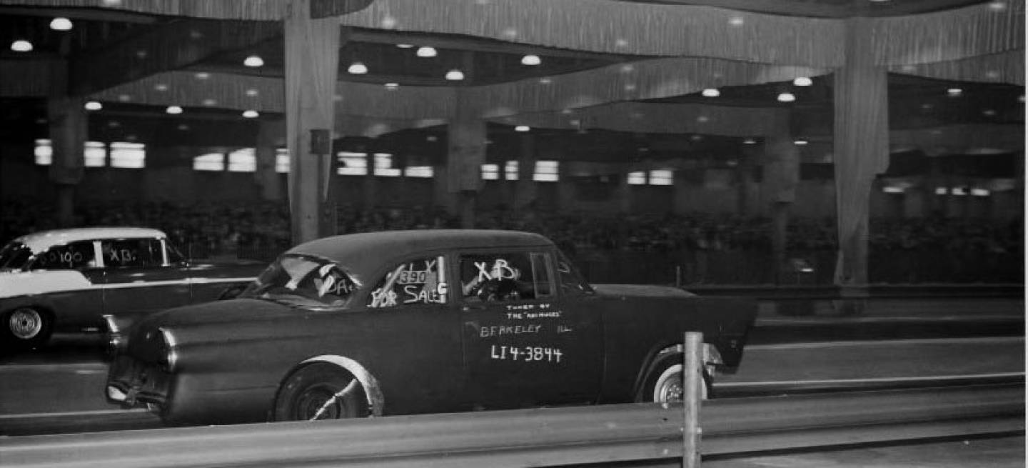 La historia de la única pista indoor de drag racing