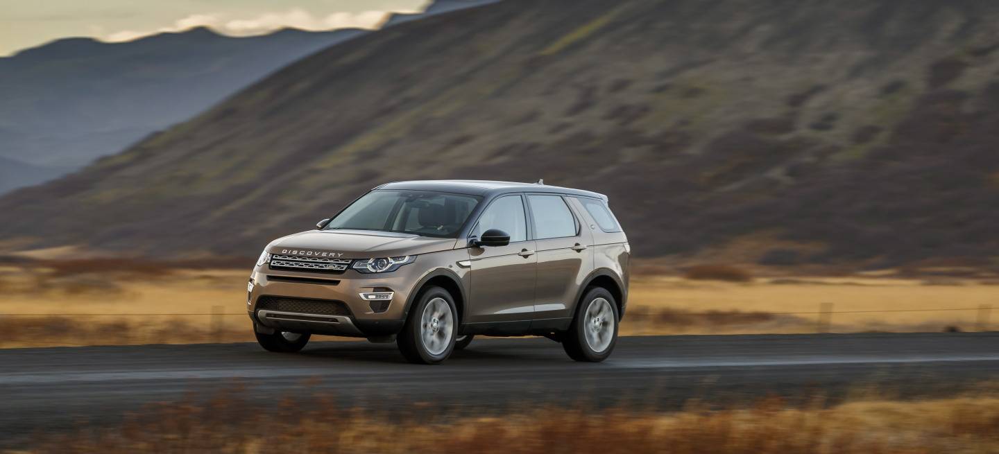 Land_Rover_Discovery_Sport_gallery_DM_59