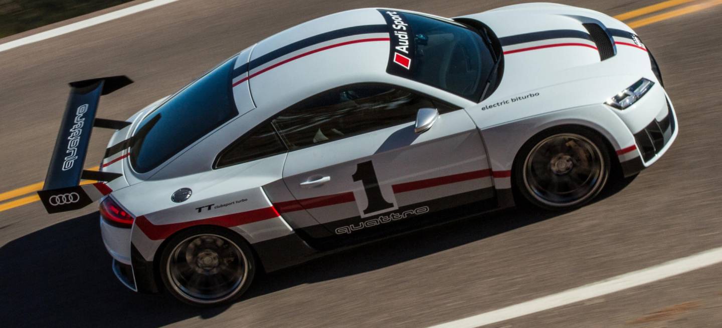 Large-Audi-TT-RS-3371
