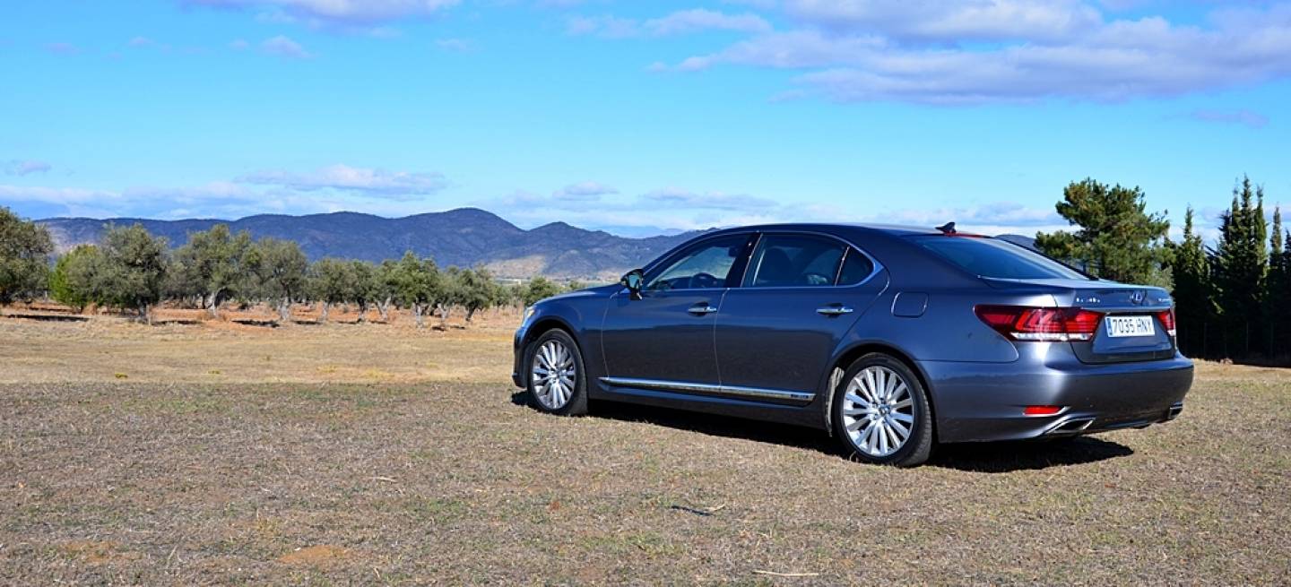 Lexus-LS-600h-L-prueba-DM-0514-1024-24