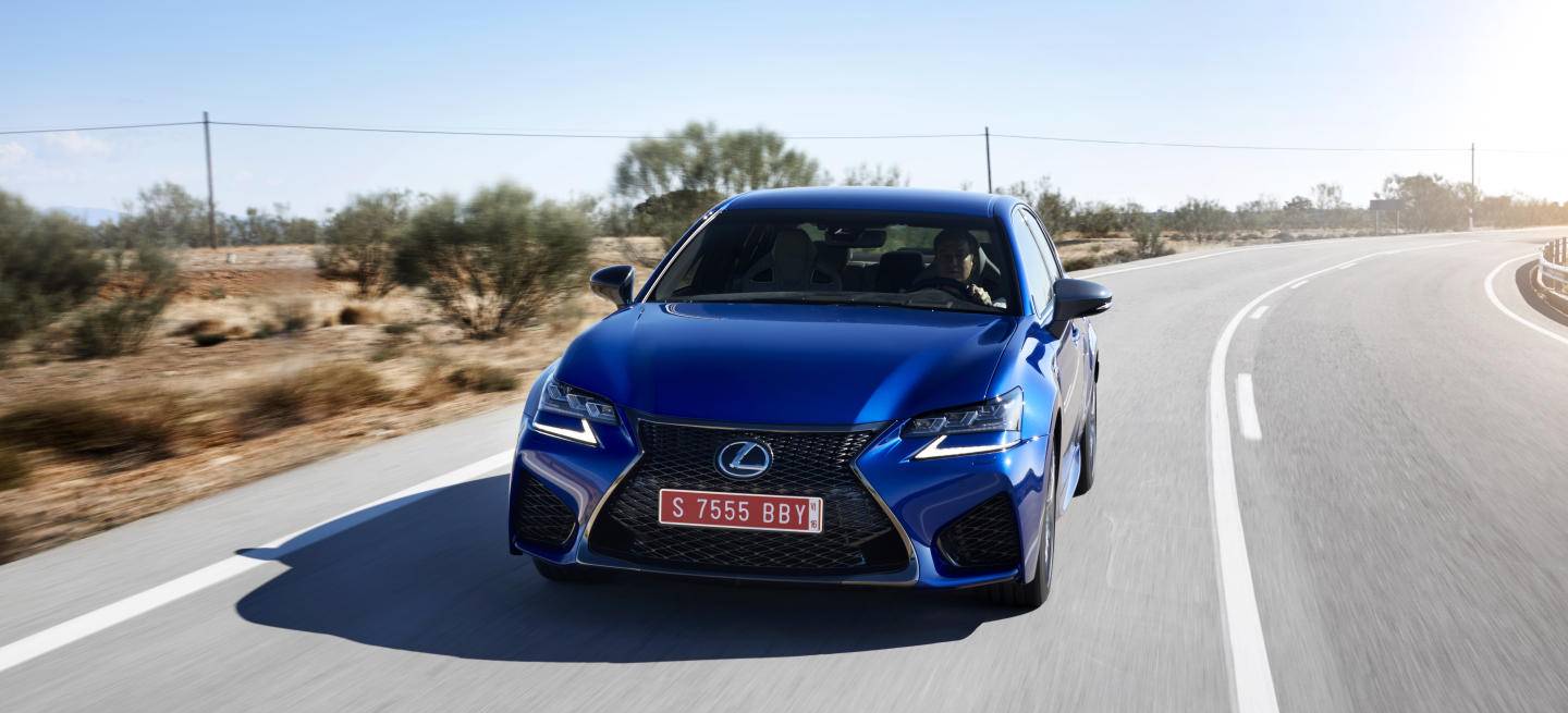 Lexus_GS-F_Blue_01