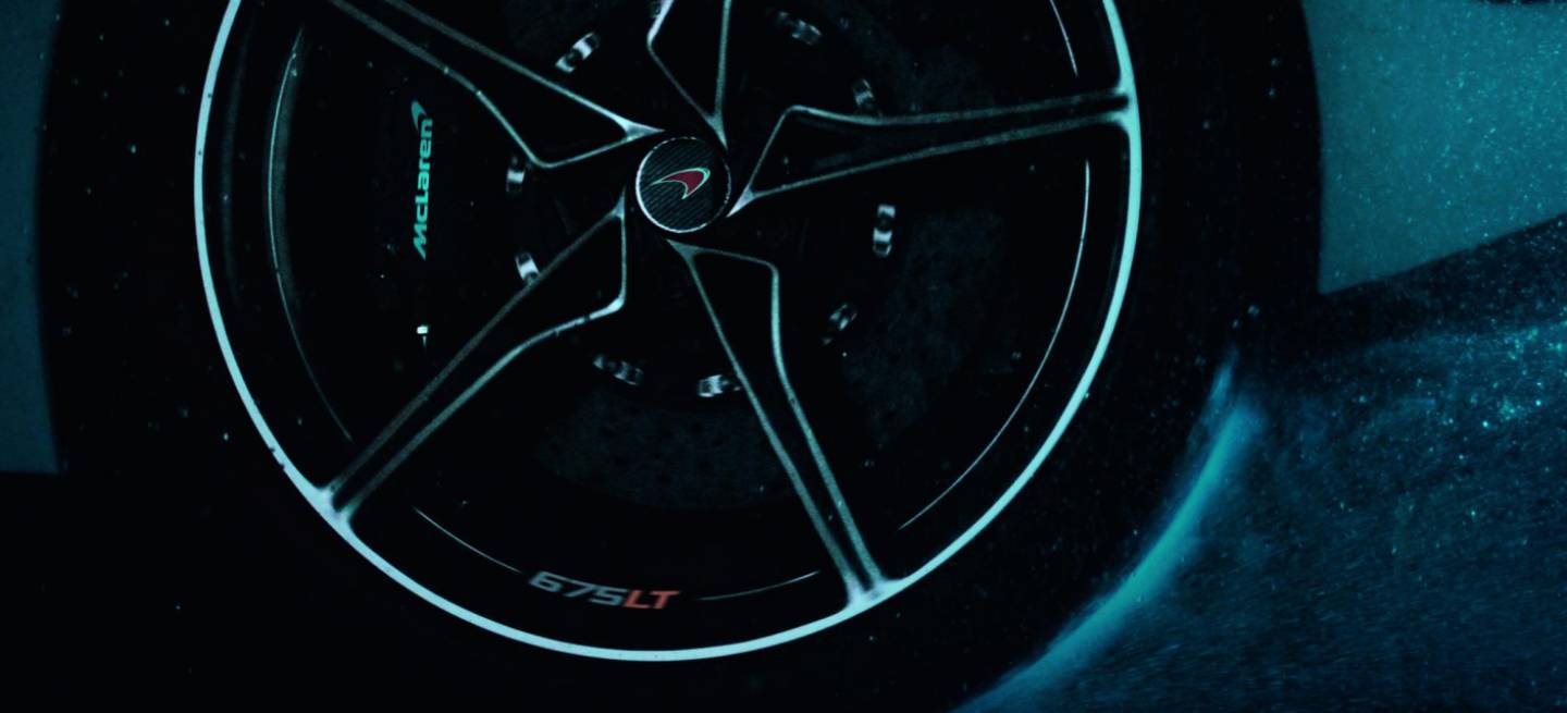 McLaren 675LT_wheel_01_1440_breve_video