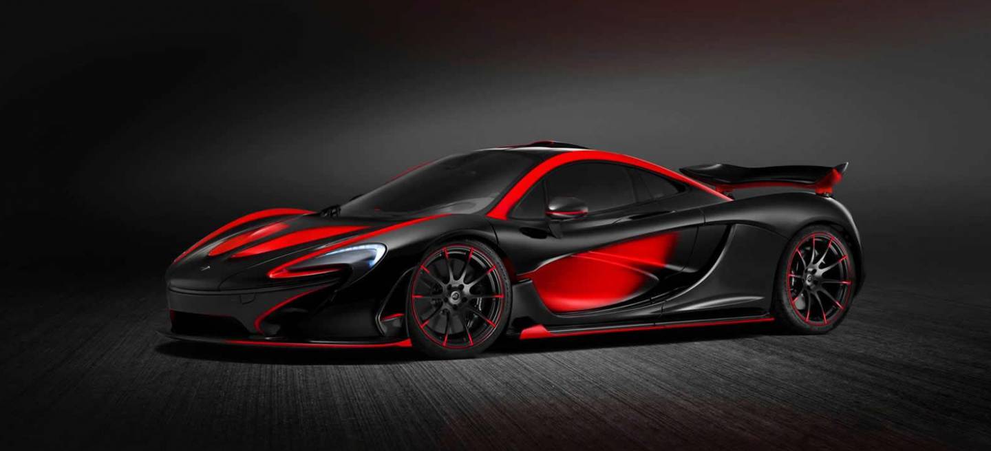 McLaren_P1_rojo_negro_MSO_2015_DM_1