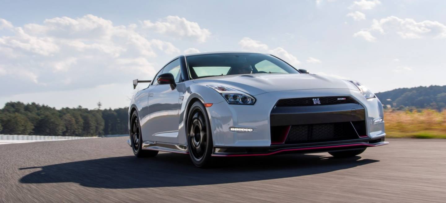 Nissan_GT-R_Nismo_DM_AP_1