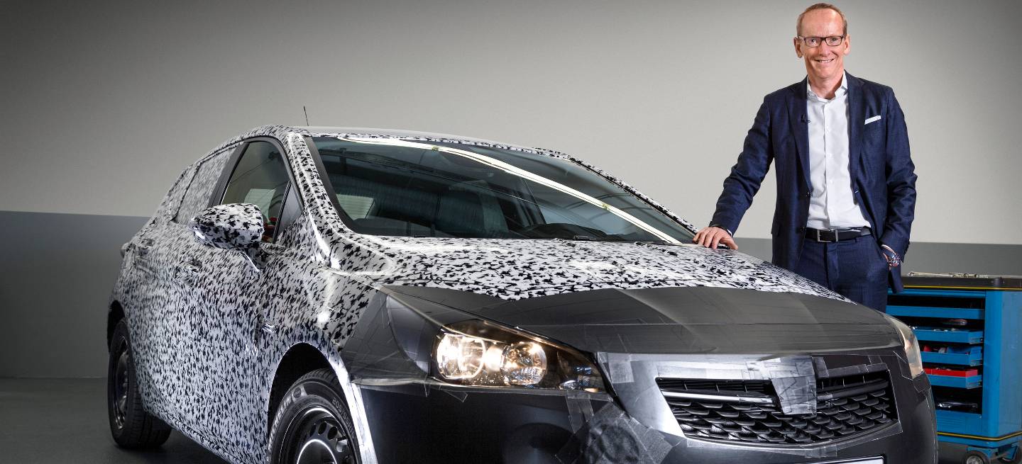 Opel-Astra-dm-2015-teaser-2