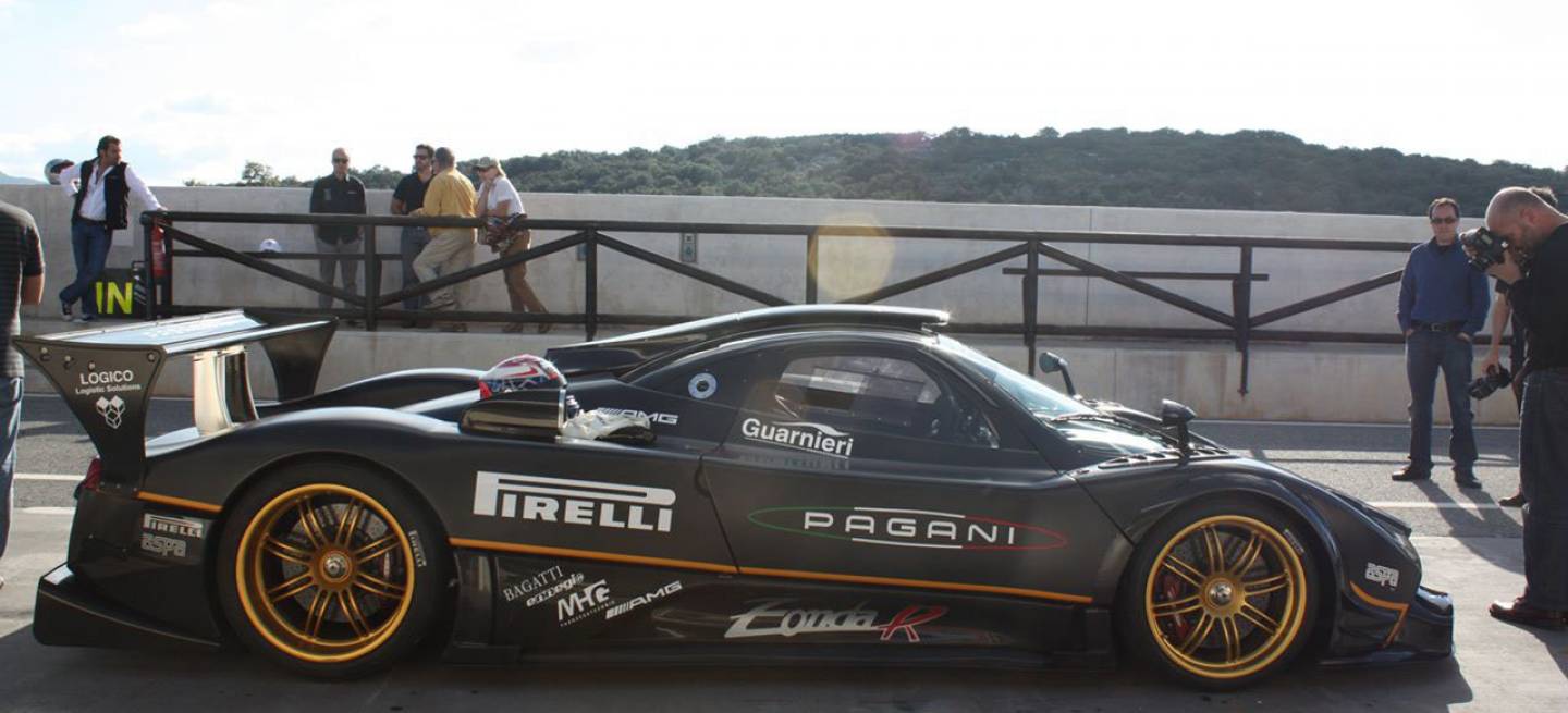 Presentación Pagani Zonda R en el Circuito de Ascari
