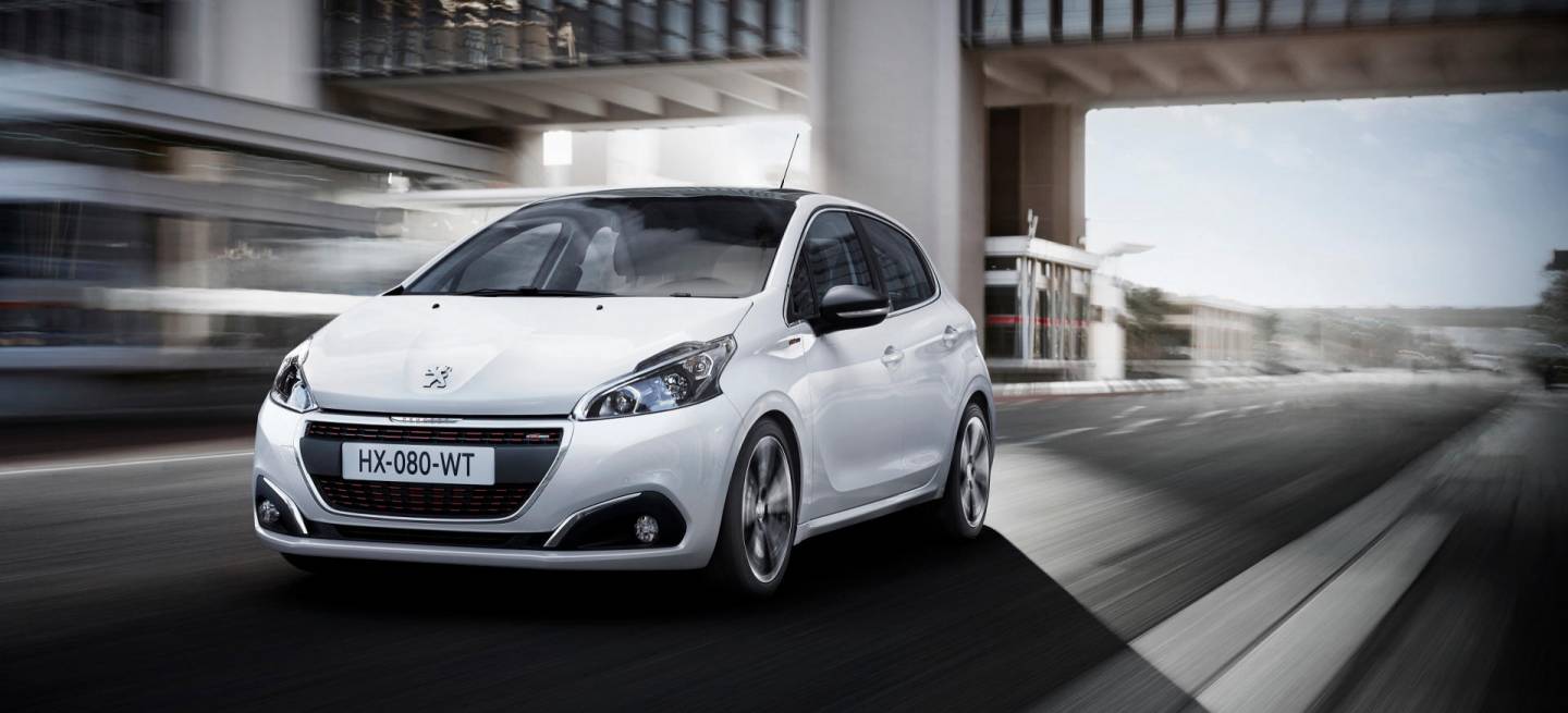Peugeot_208