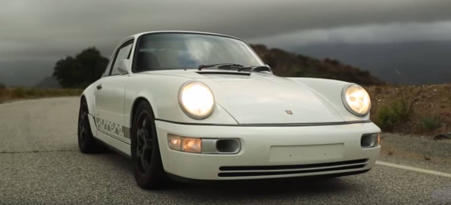 Porsche_911_964_petrolicious_dm