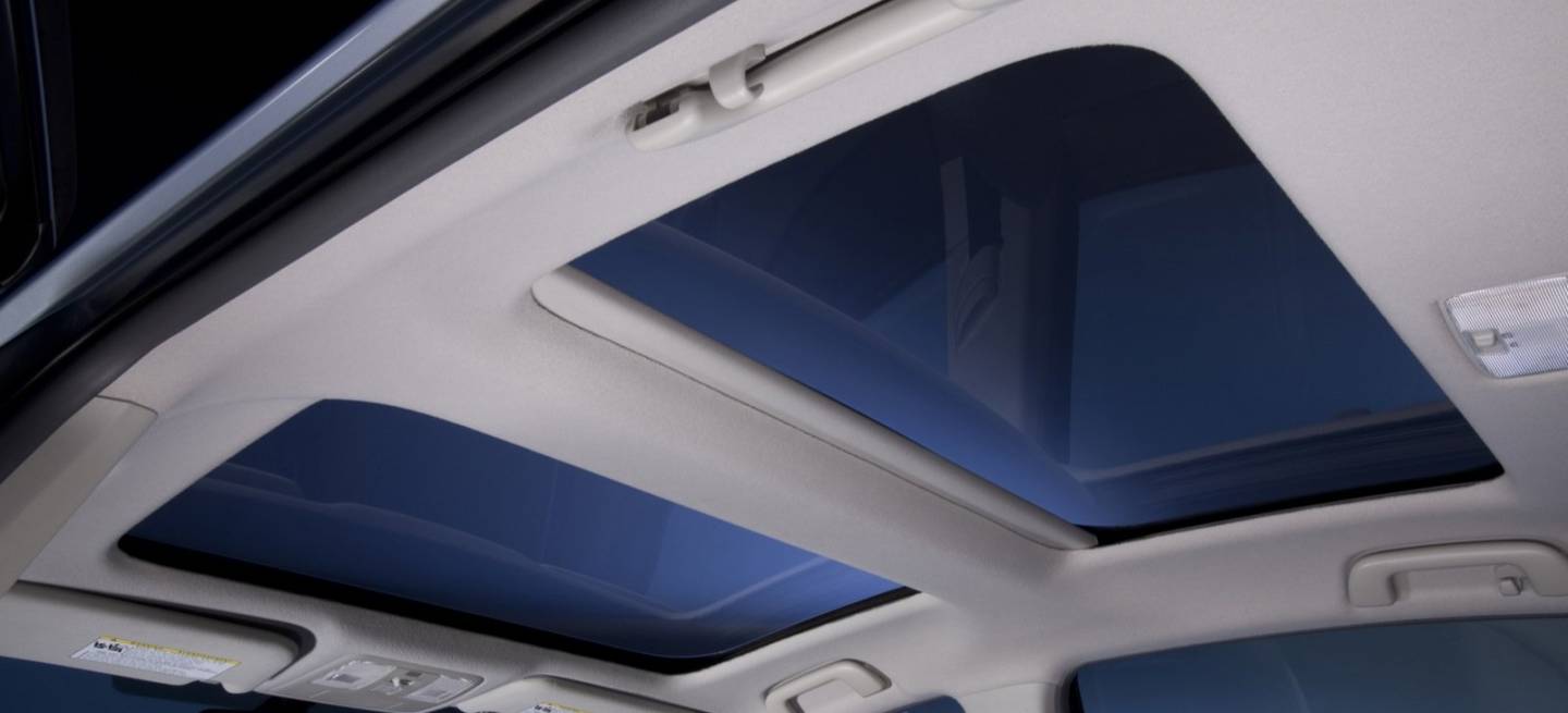 Toyota Prius v