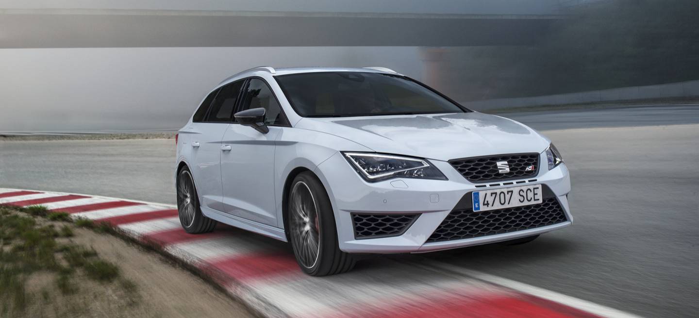 SEAT_Leon_ST_Cupra_2015_3