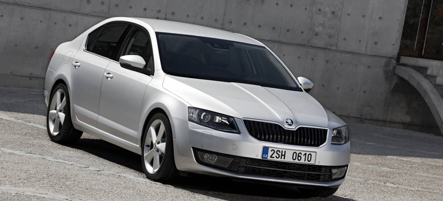 Skoda_Octavia_2