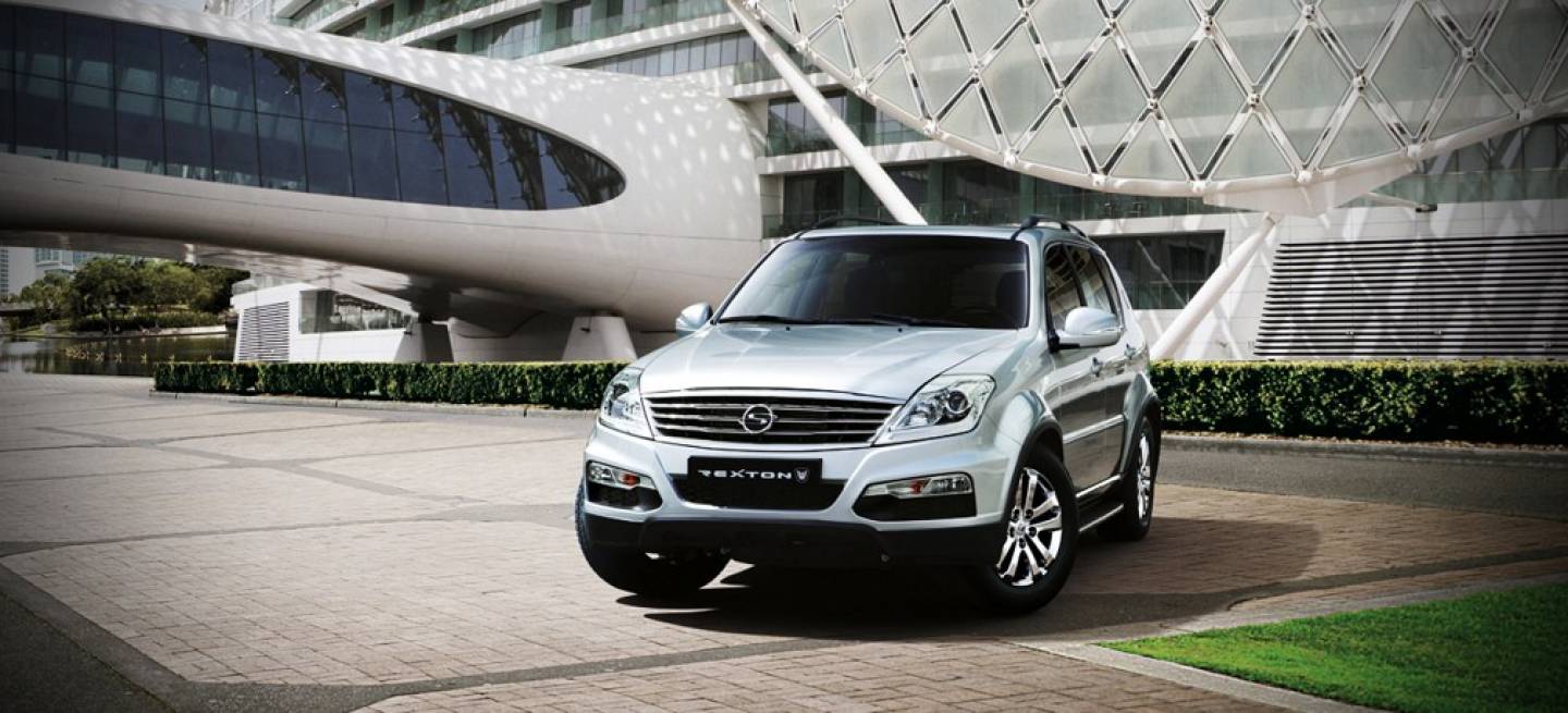 Ssangyong-Rexton-W-1