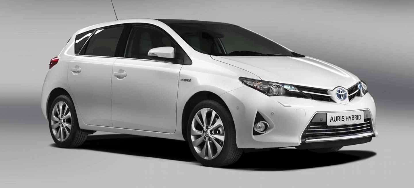 Toyota_Auris_003