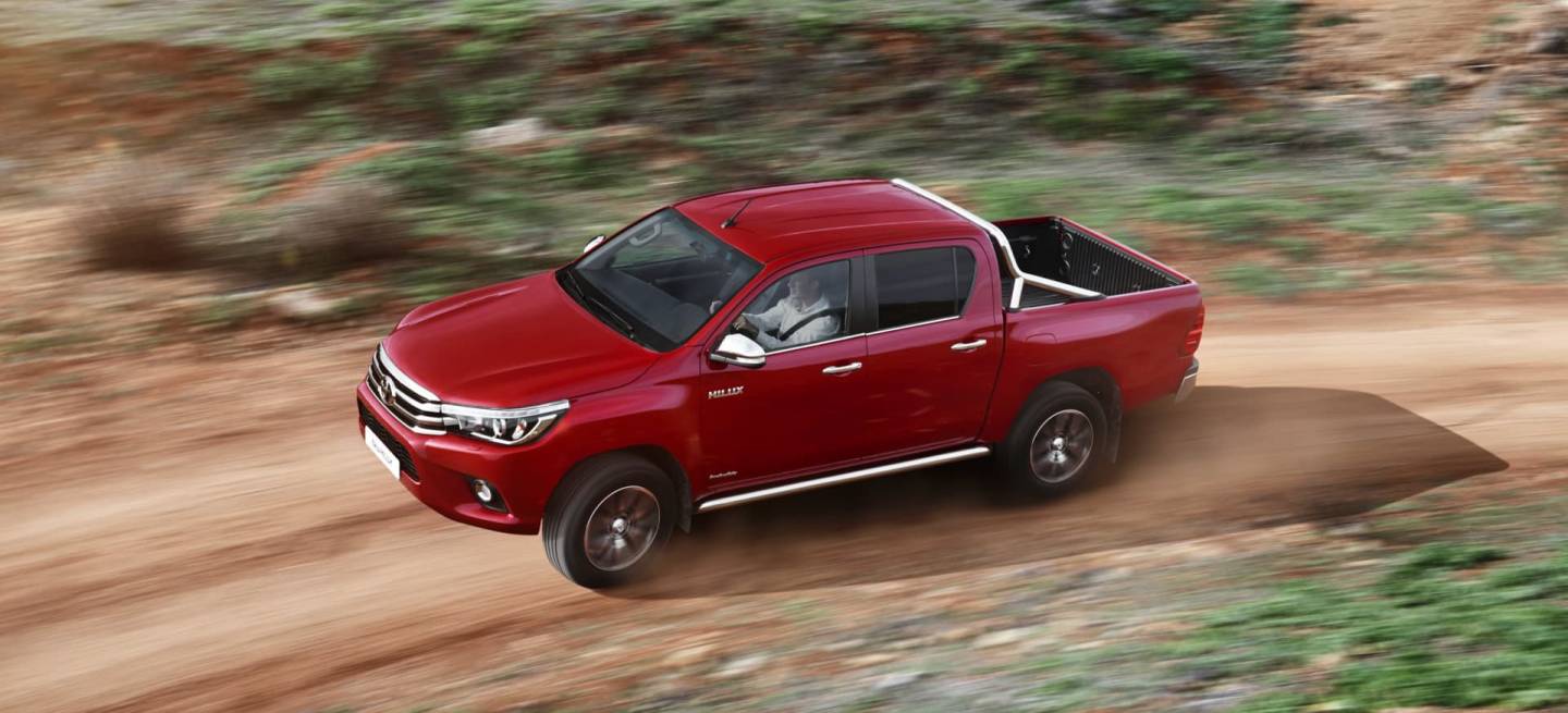 Toyota_Hilux_00027