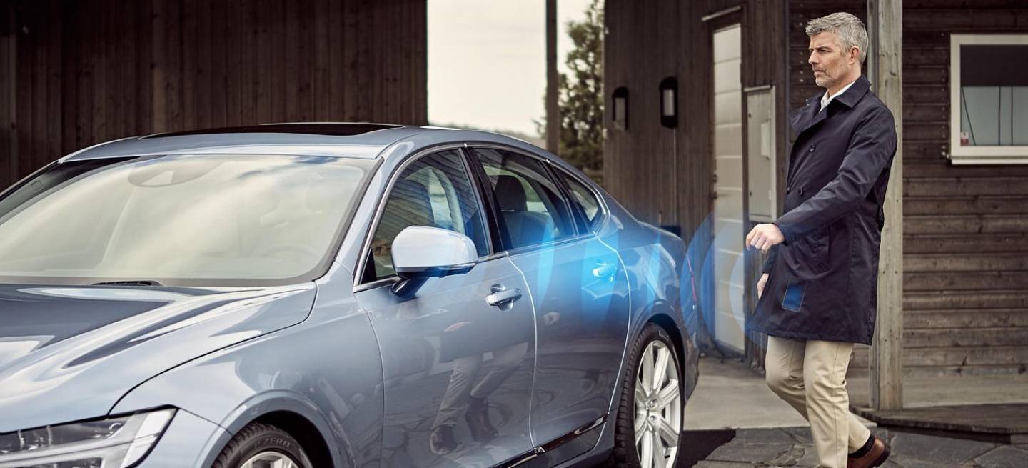 Volvo_keyless_smartphone_DM_1