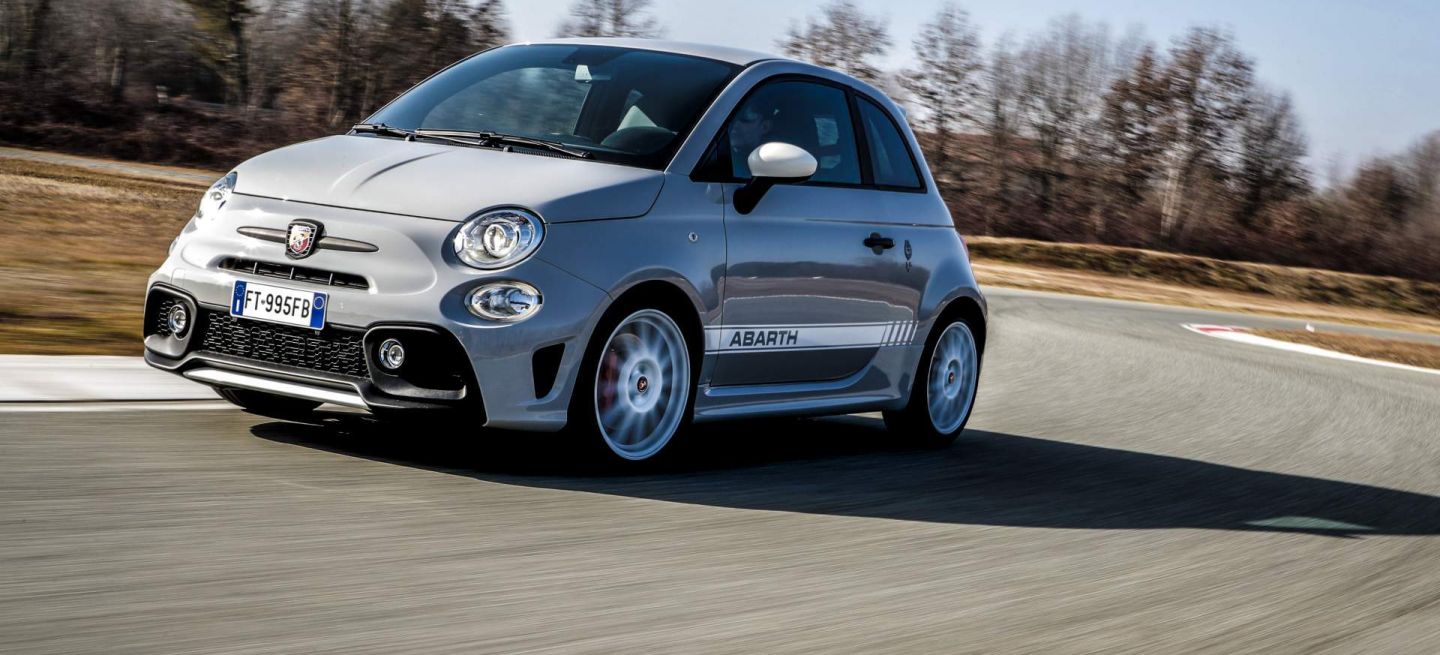 Abarth 595 Esseesse 2019 11 Abarth 595 Esseesse 2019 11