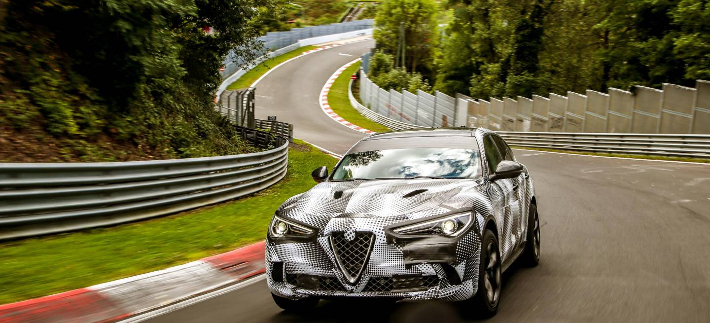 alfa-romeo-stelvio-nurburgring-dm-15