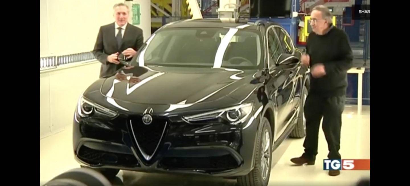 alfa-stelvio-imagen-acabado-basico