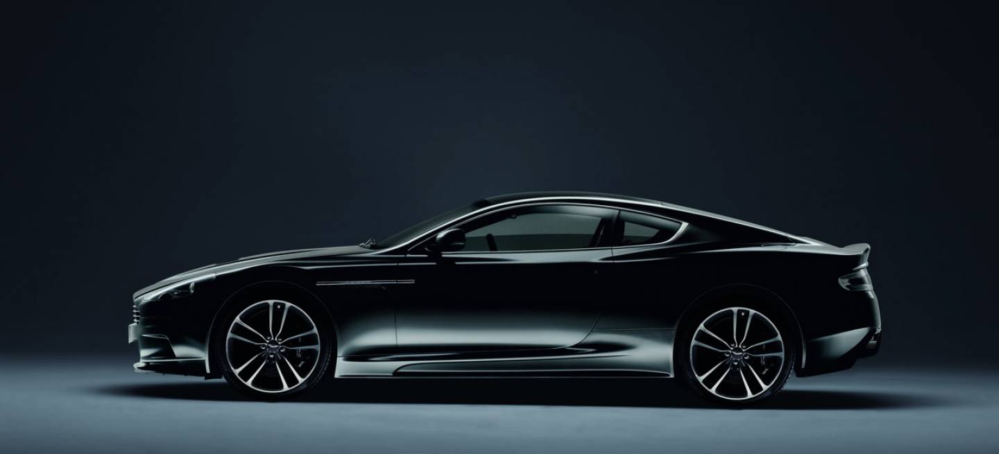 Aston Martin DBS Carbon Black Edition
