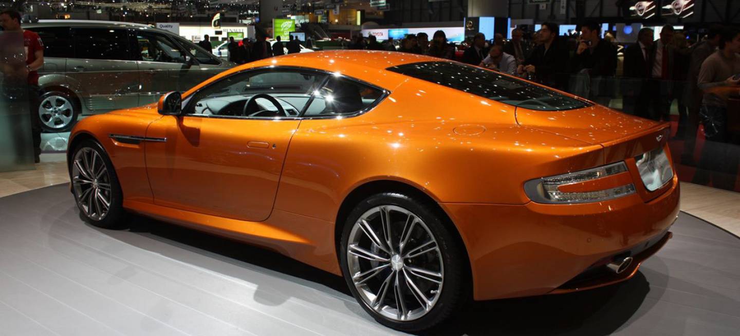 Aston Martin Virage en Ginebra