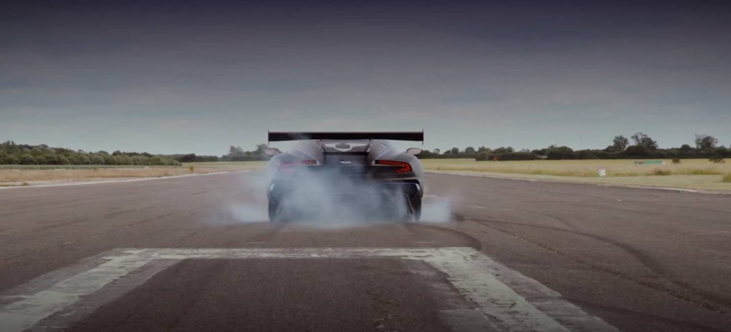 aston-martin-vulcan-video-aceleracion