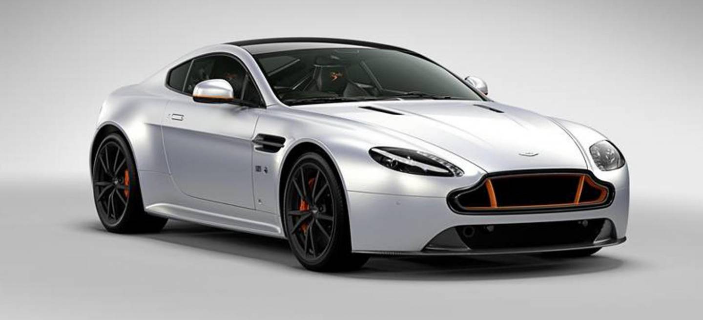 aston_martin_Vantage_V8_Blades_edition_DM_1