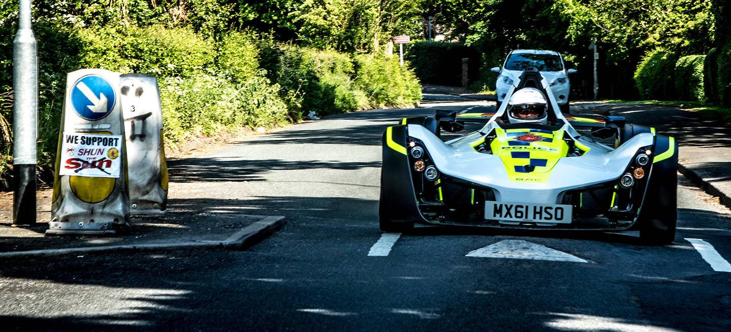 bac-mono-policia-09