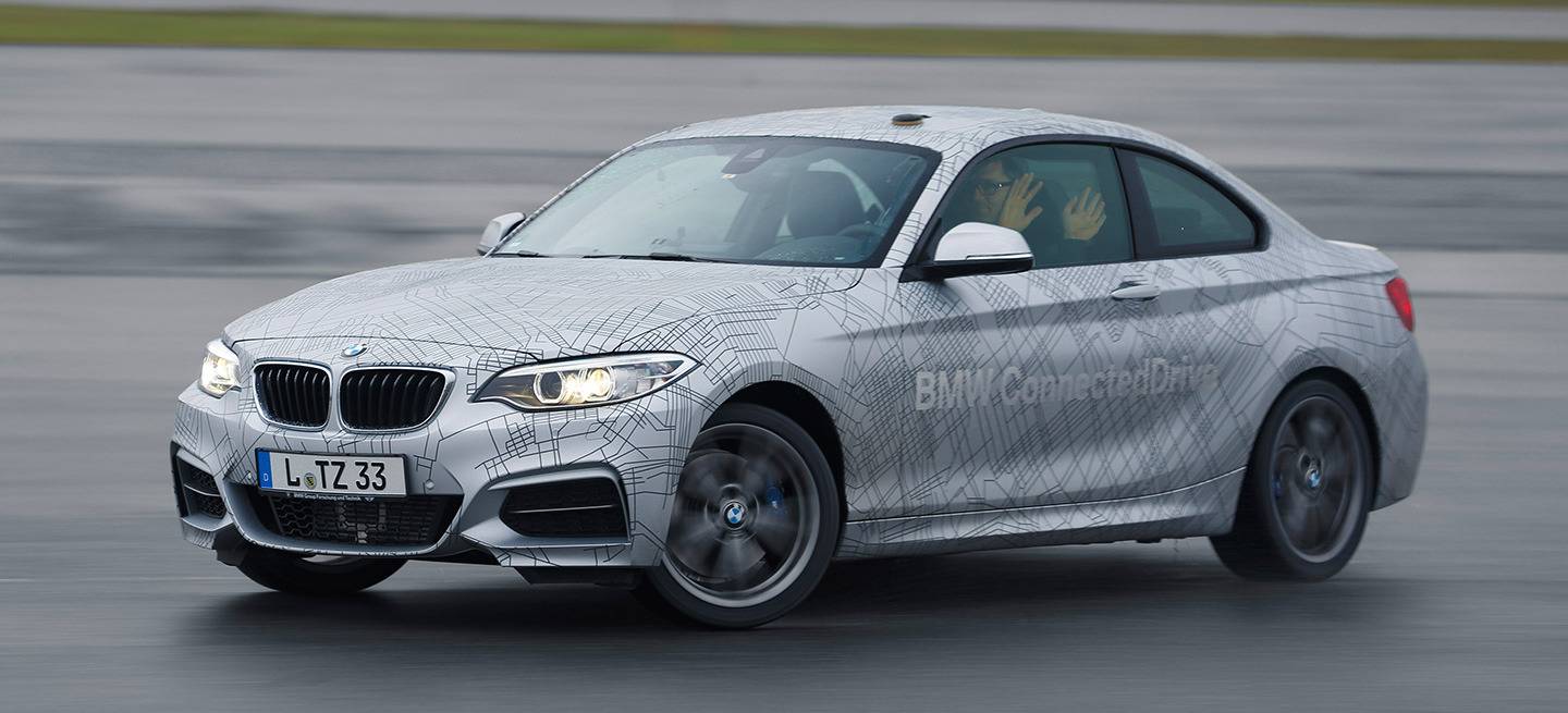 bmw-drifting-sin-conductor-02-1440px