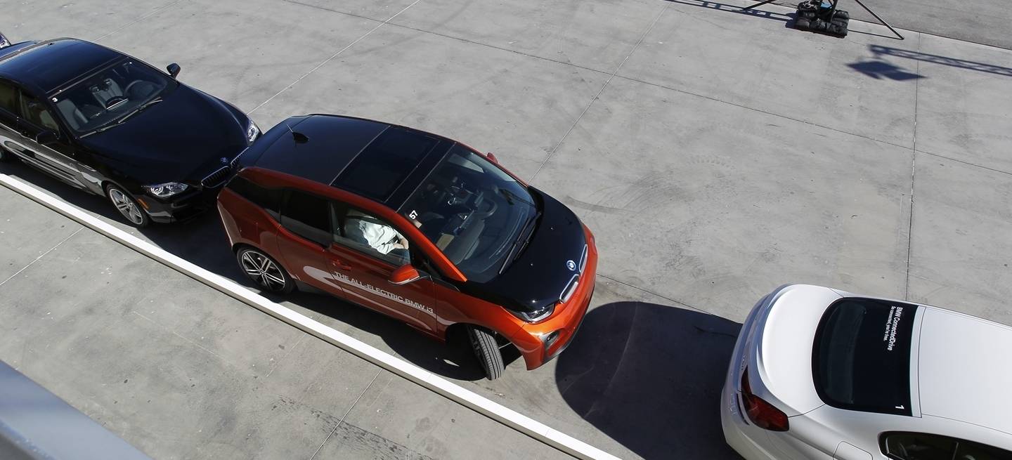 bmw-dynamic-parking-prediction-040615-01-1440px