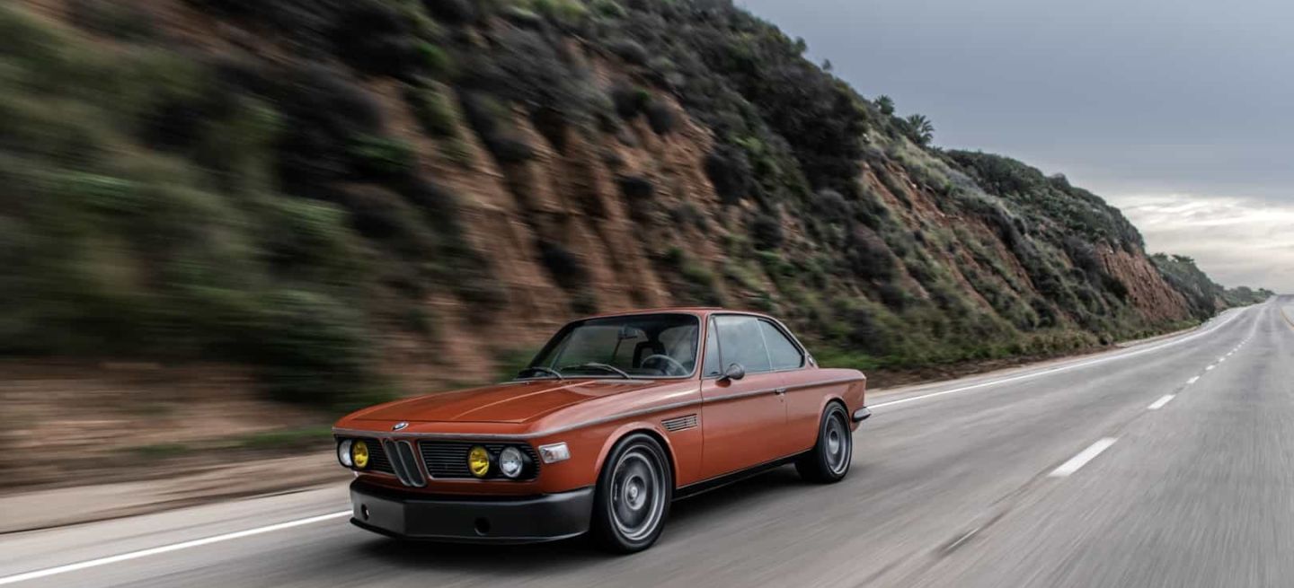 Así es el BMW 3.0 CS by SpeedKore de 1974 de Robert Downey Jr. (Iron ...