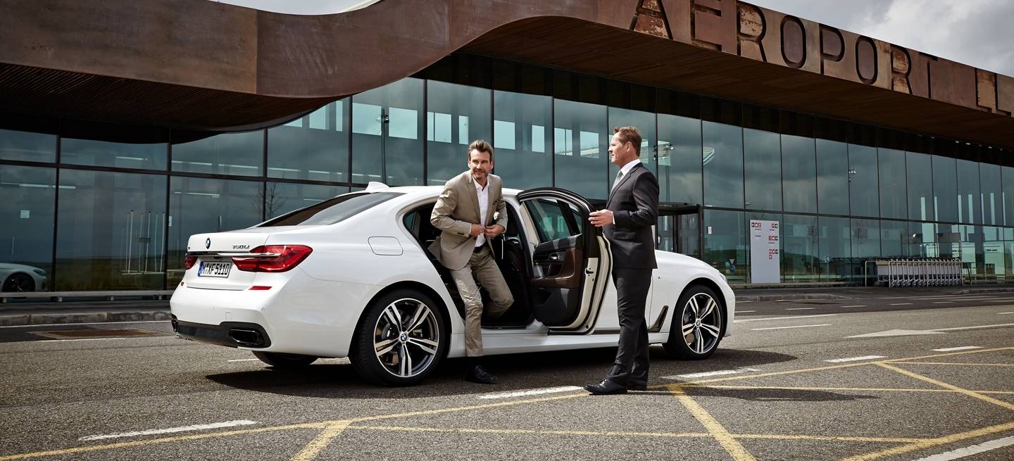 bmw-serie-7-historia-110915-20