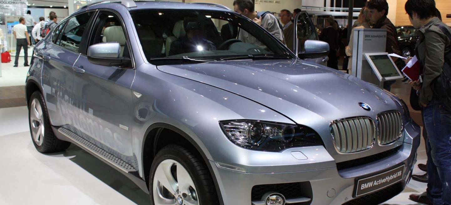 bmw-x6-activehybrid-1