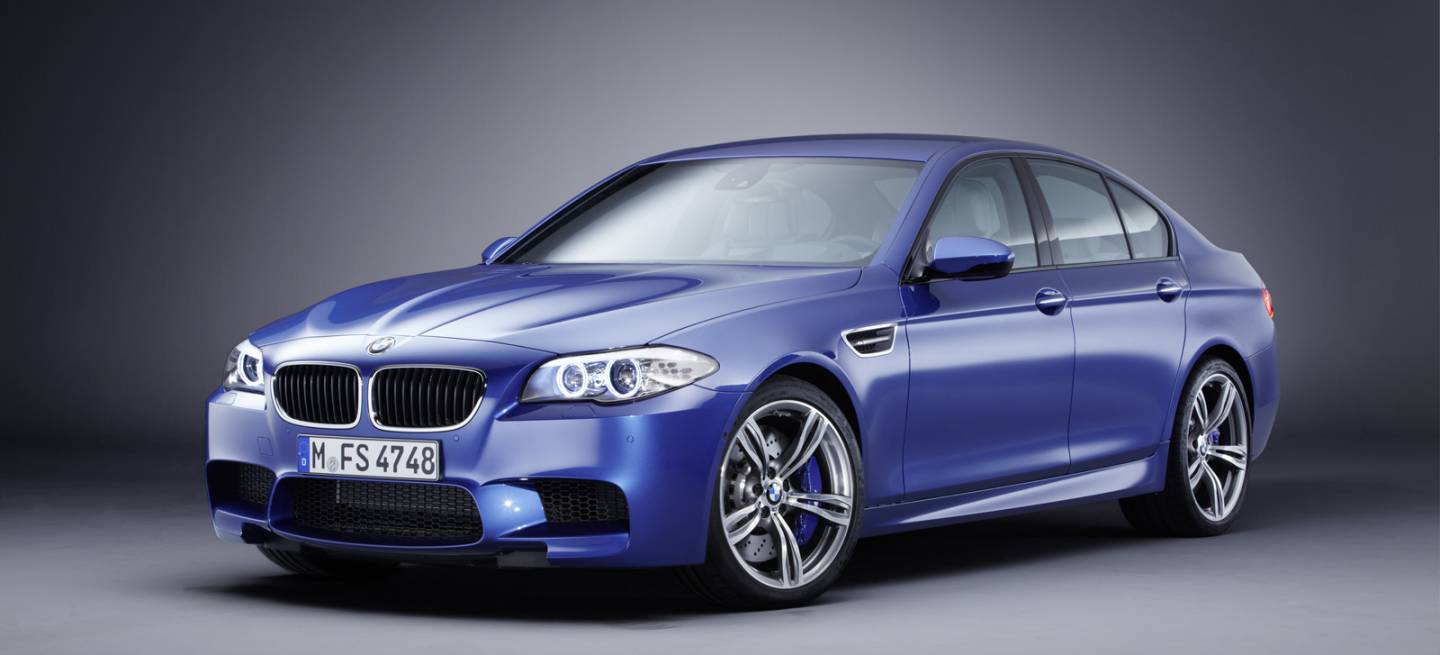 BMW M5 2011