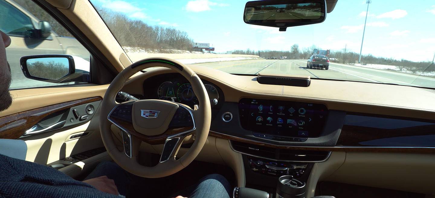 cadillac-super-cruise-01