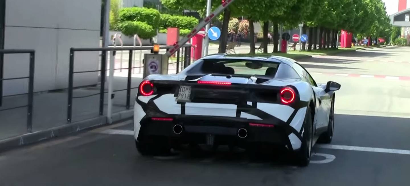 camuflado_ferrari_488_Spider_DM_1
