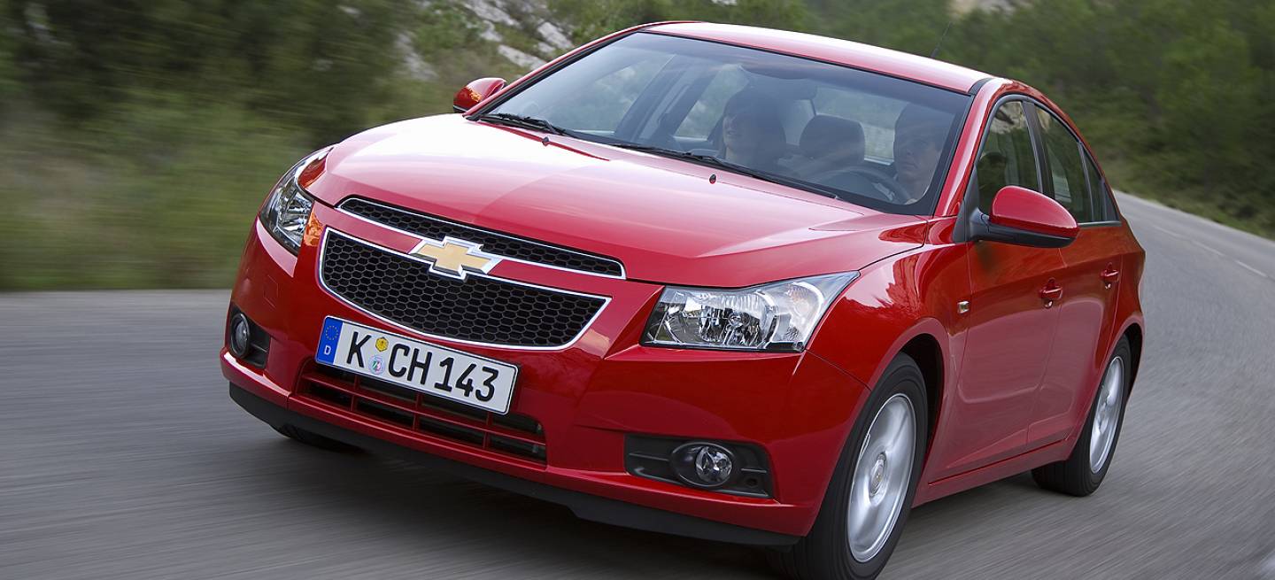 chevrolet-cruze-01