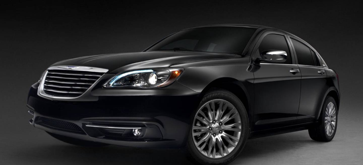 2011 Chrysler 200 sedan