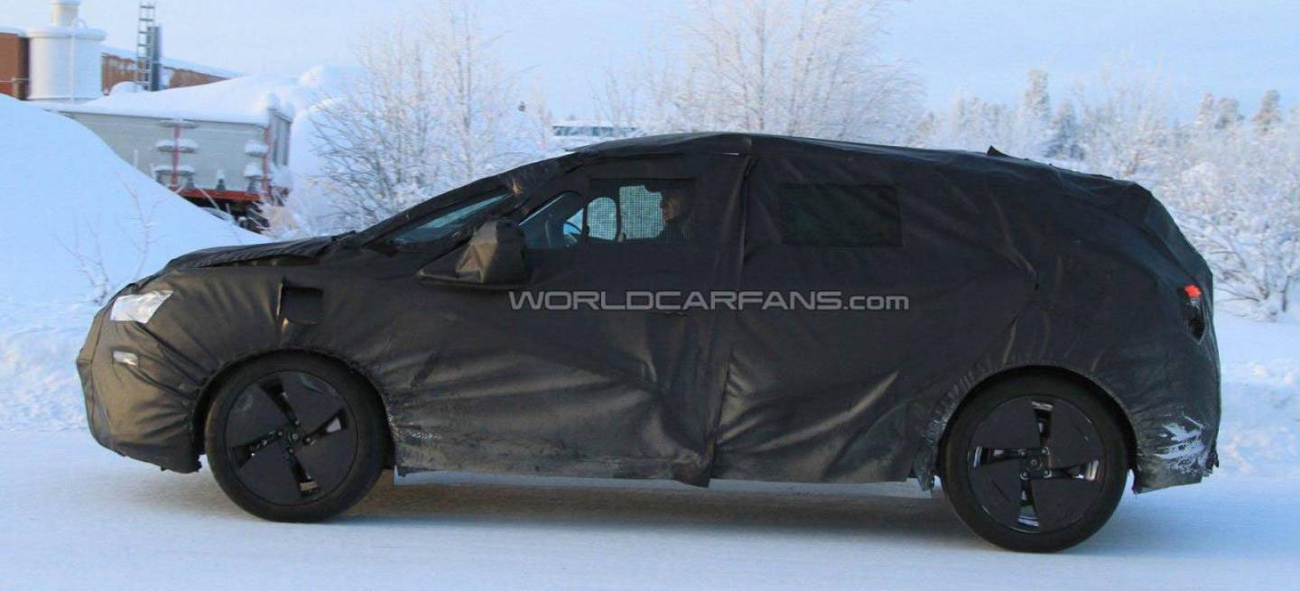citroen-ds5-espia-1