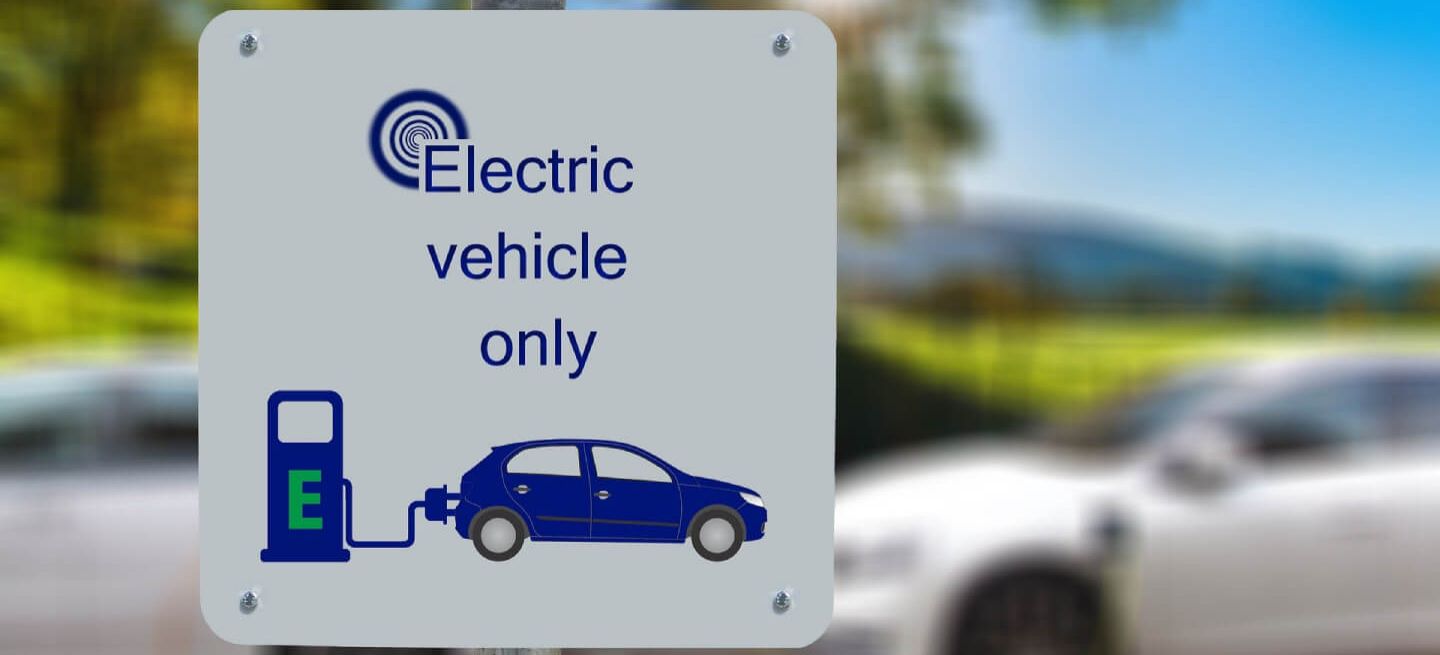 coches-electricos-plan-moves-iii-no-activado-noresizing-01_1440x655c.jpg