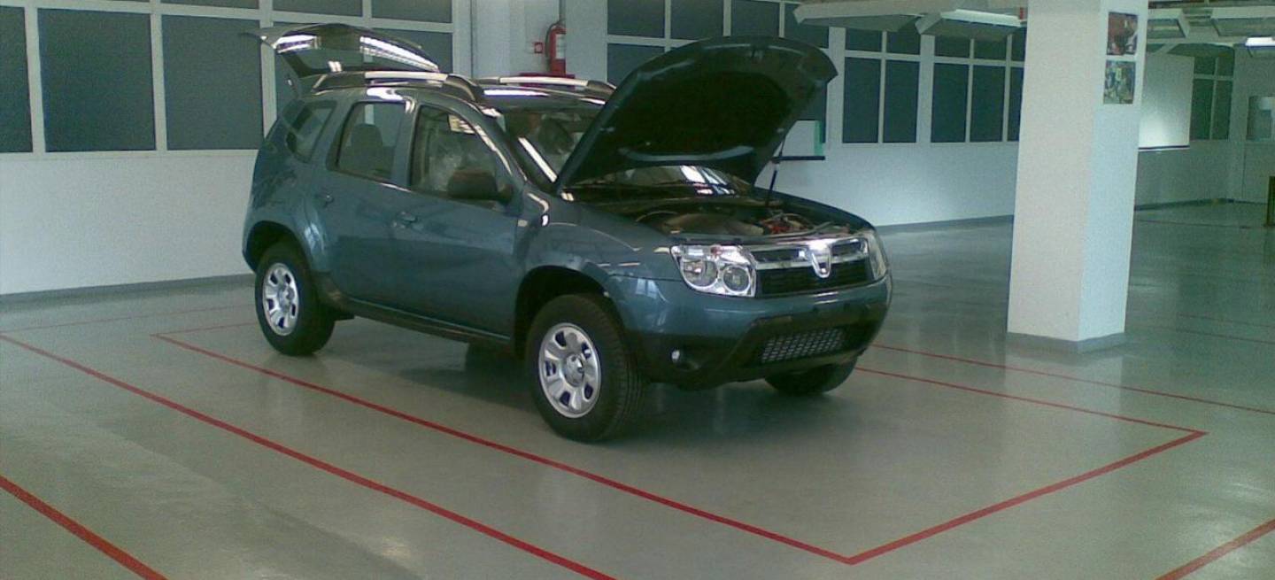 Dacia SUV, fotos espía
