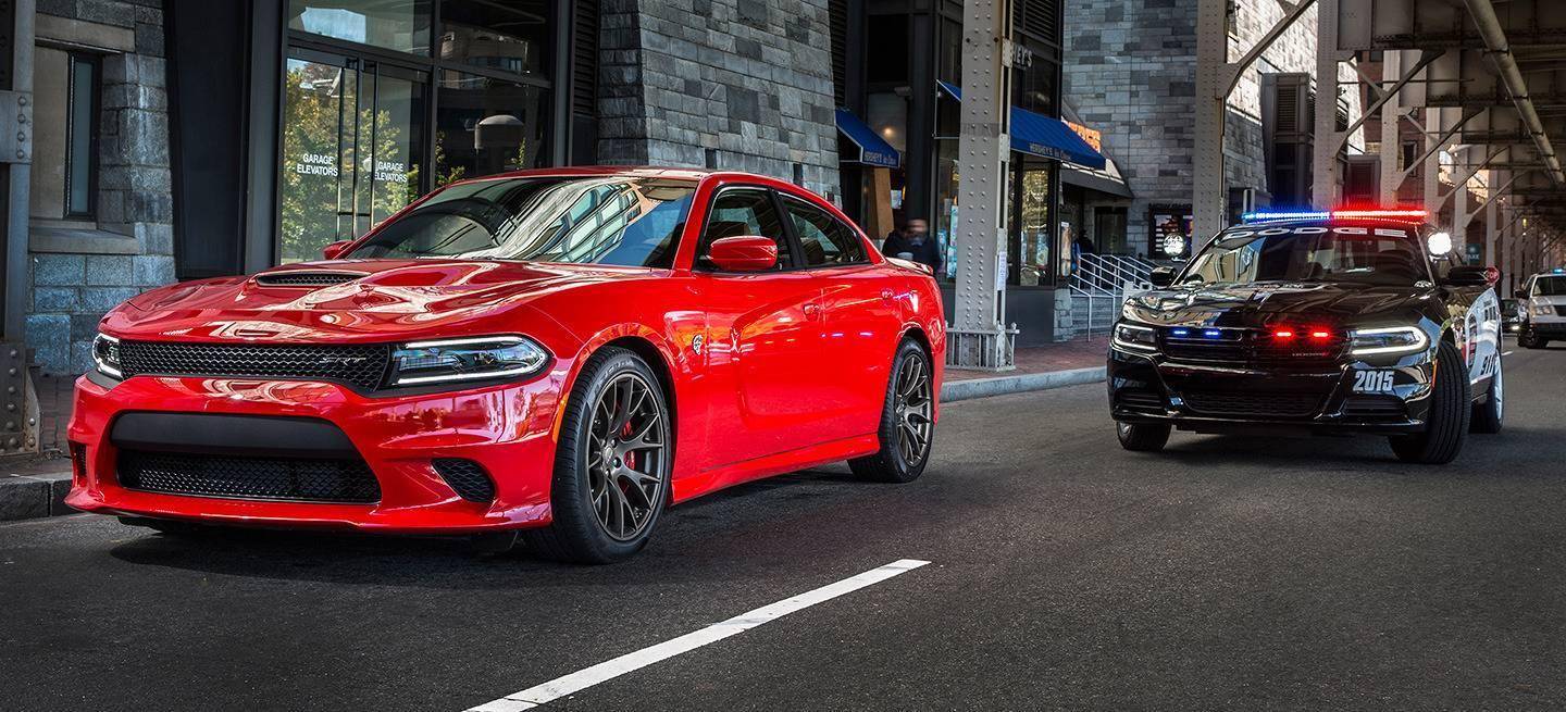 dodge-charger-srt-hellcat-2016-01