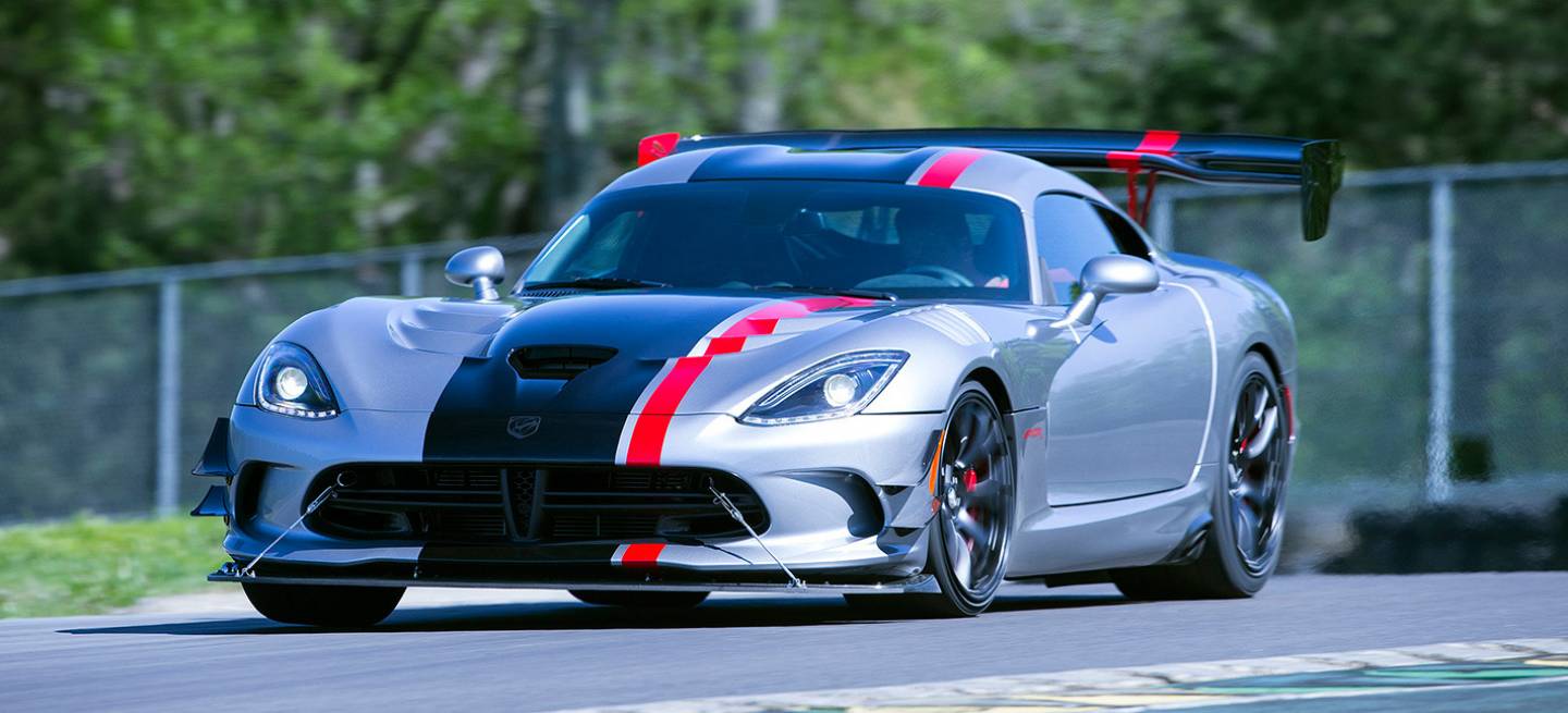 dodge-viper-acr-2016-10-1440px